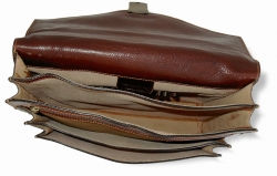 Kožená taška-aktovka IL GIGLIO - vnitřní členění tašky.