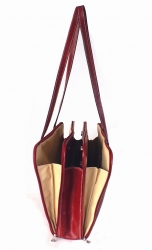 Luxusní kožená taška IL GIGLIO v červené barvě - bok tašky s rozepnutými zipy po obvodu.