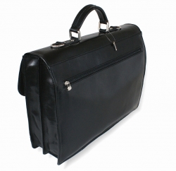 Velká luxusní kožená taška-aktovka v černé barvě - zadní strana tašky. 
