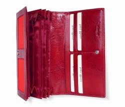 Dámská červená kožená peněženka VERA PELLE z kvalitní kůže - vnitřní členění.