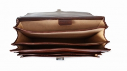 Luxusní kožená taška-aktovka v hnědé barvě, IL GIGLIO - vnitřní členění tašky.
