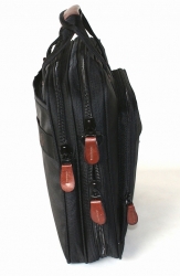 Taška pro notebook PHOENIX z textilního materiálu v černé barvě - bok tašky.
