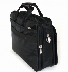 Taška pro notebook SUMATRA z textilního materiálu v černé barvě - zadní strana tašky.
